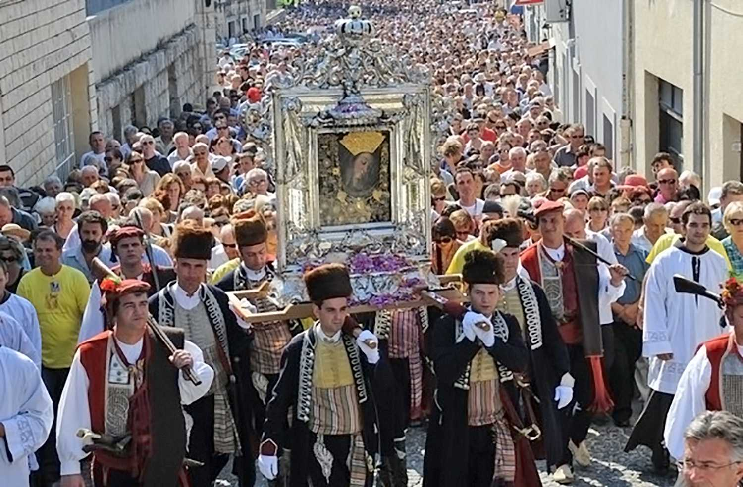 Procesija